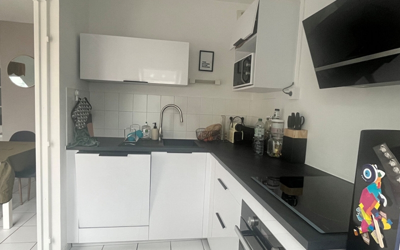 
Appartement Saint Grégoire centre 45 m2  environ et terrasse.
 - Photo 2