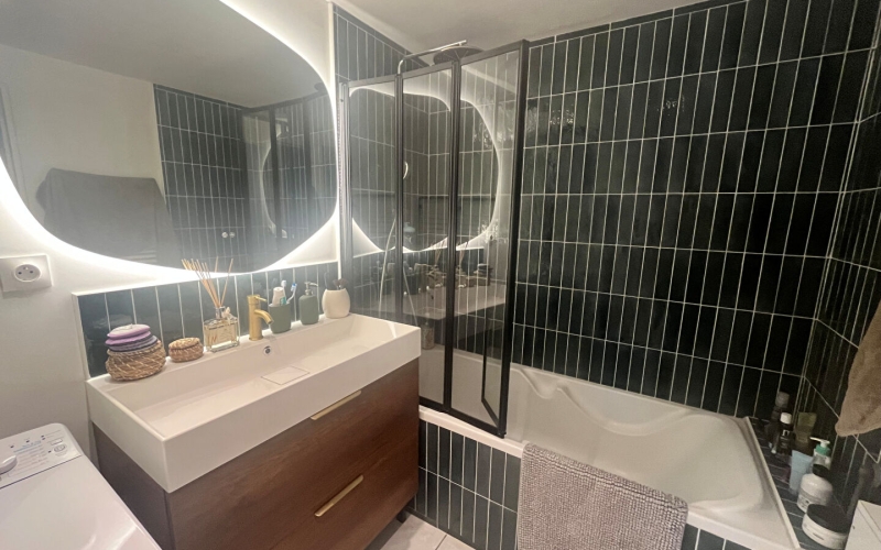 
Appartement Saint Grégoire centre 45 m2  environ et terrasse.
 - Photo 4