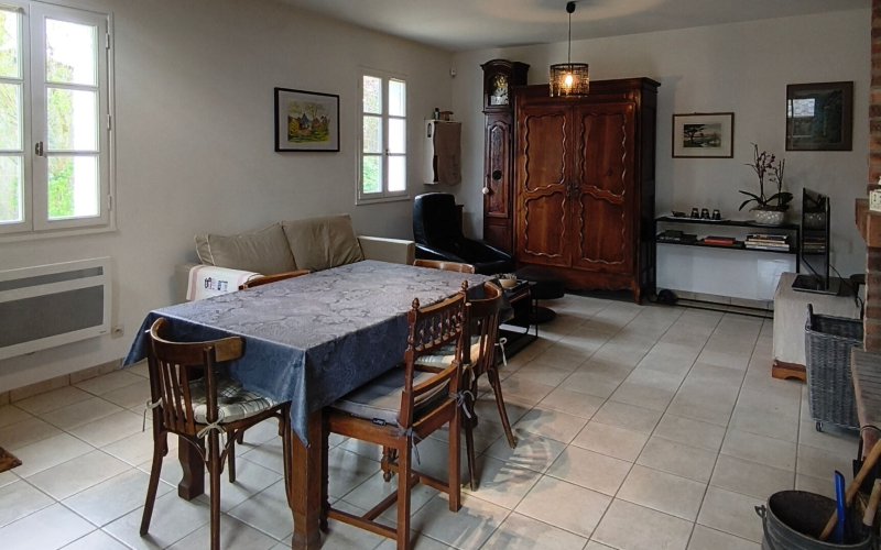 
Propriété rurale sur 11658m2
 - Photo 2