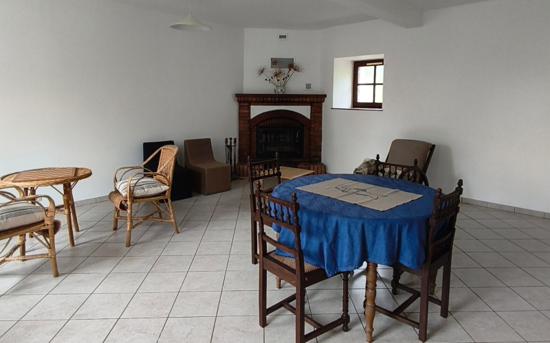 
Fermette sur 5761m2
 - Photo 3