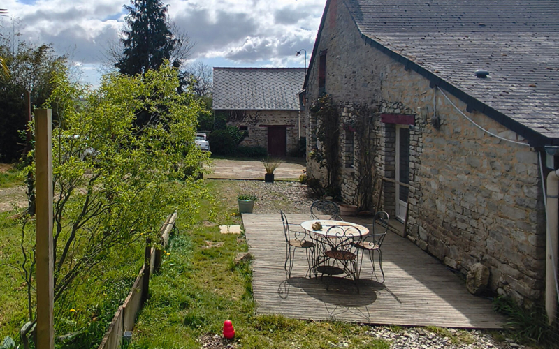 
Belle habitation sur 2000 m²
 - Photo 2