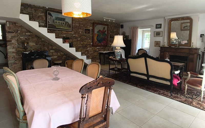 
Belle habitation sur 2000 m²
 - Photo 4