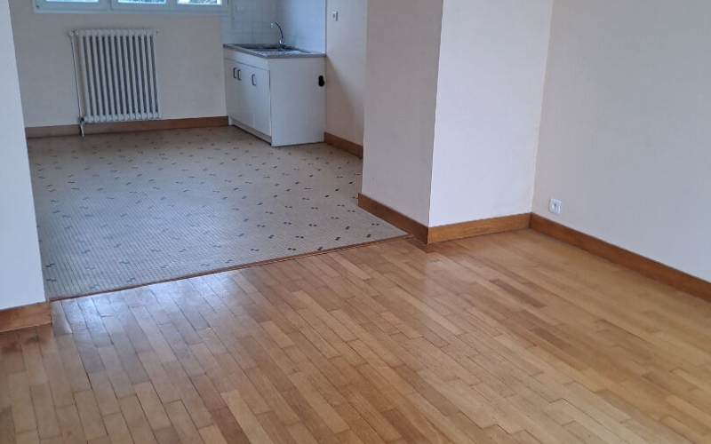 
Maison 5 pièces centre bourg de Liffré !
 - Photo 7