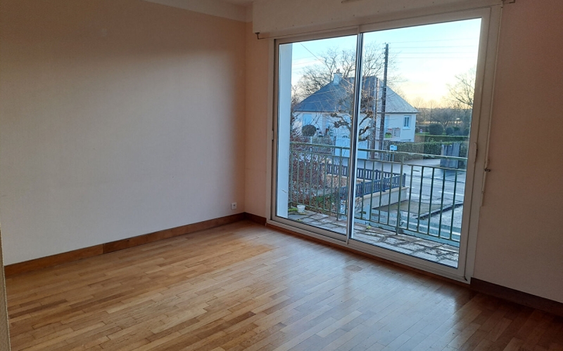 
Maison 5 pièces centre bourg de Liffré !
 - Photo 8