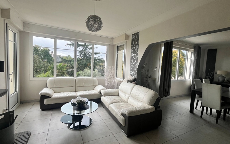 
Superbe Maison de bourg - Montfort Sur Meu
 - Photo 2