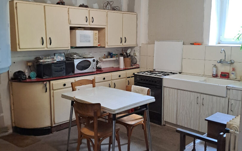 
Maison sur un terrain de 9700m² .
 - Photo 12