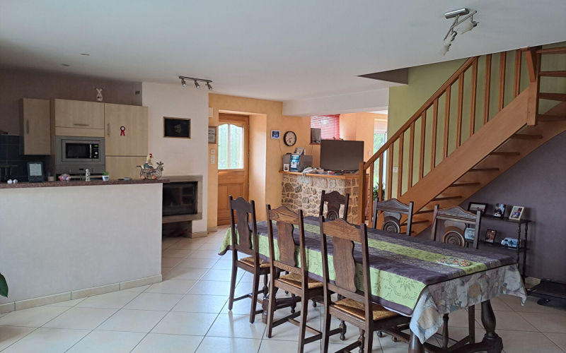 
Maison sur un terrain de 9700m² .
 - Photo 5